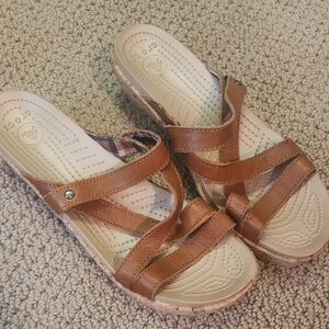 CROCS Women's Tan Strappy Sandals